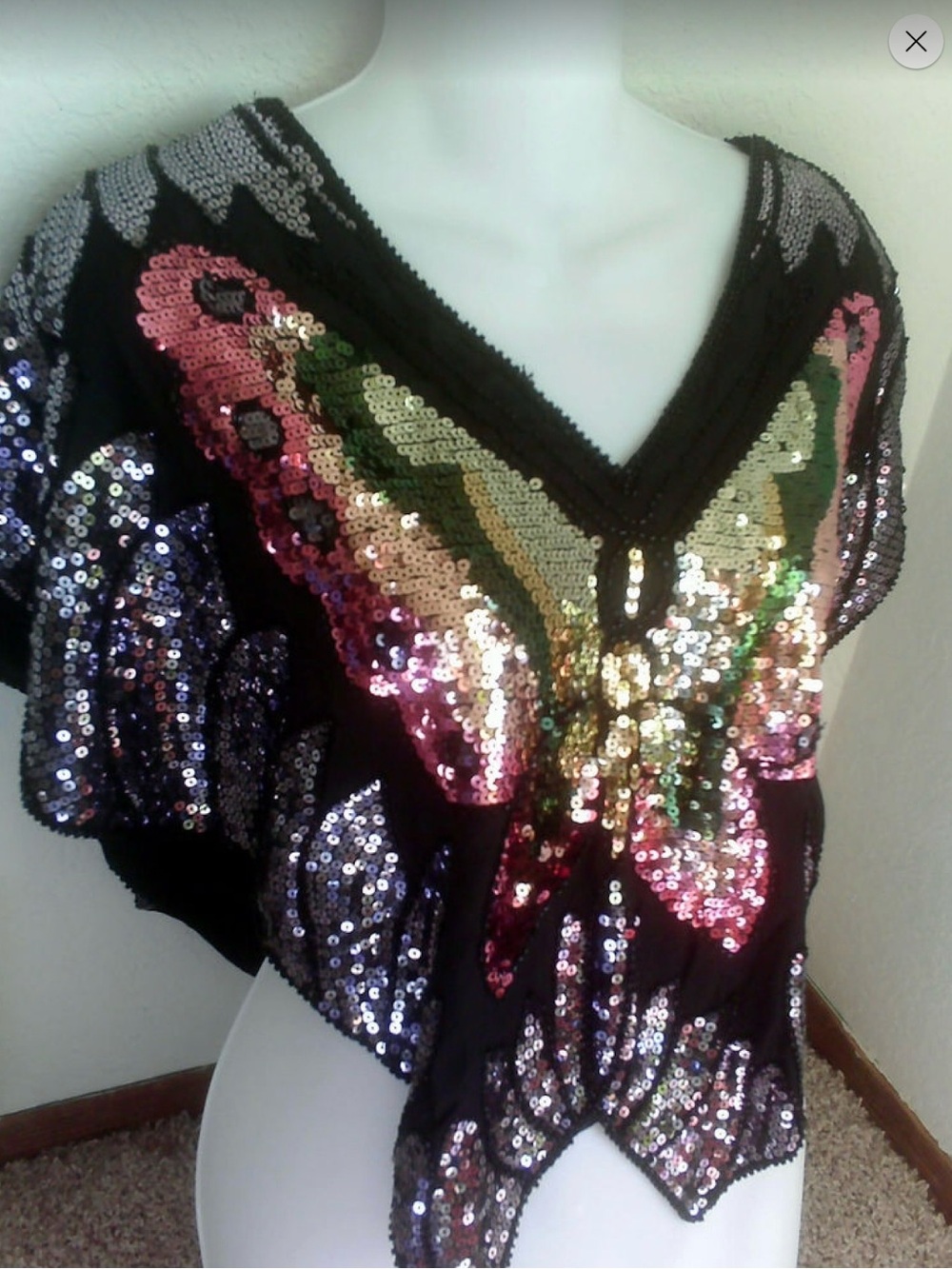 Gorgeous Forever 21 butterfly sequin top